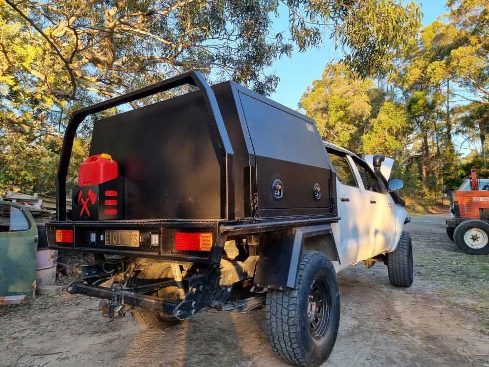 Toolbox Black Canopy