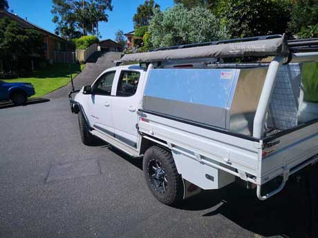 BUSHRANGER Truck With Aluminium Toolbox