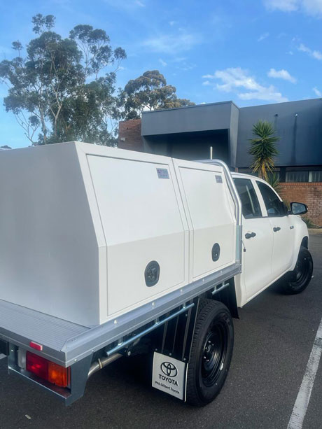 OZY Toolbox - Double White Canopy