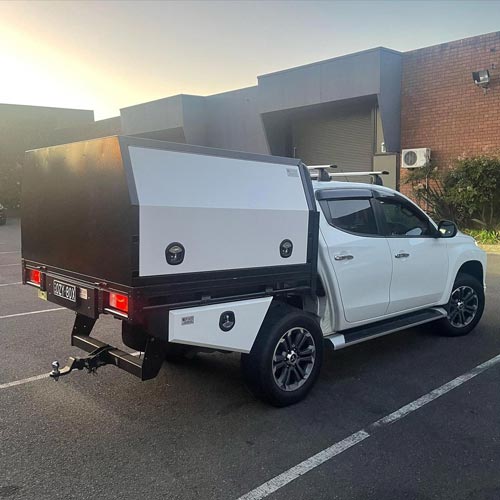 5 Uses of the Toolbox Canopy for UTE Installed in the Rear Tray