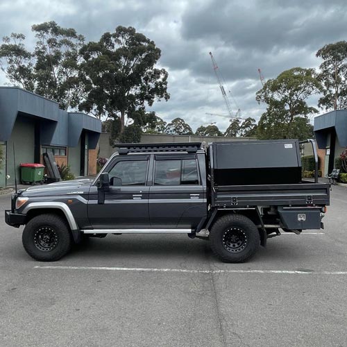 5 Benefits of Installing Single-cab Canopies