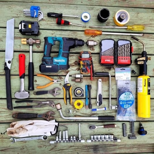 What are the 5 Most Important Things to Know About Your 4x4 Tool Kit