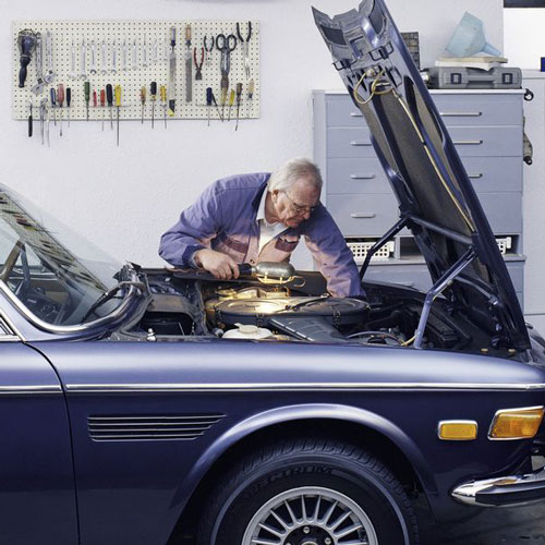 7 Things Everyone Must Have in Their Mechanic's Tool Boxes